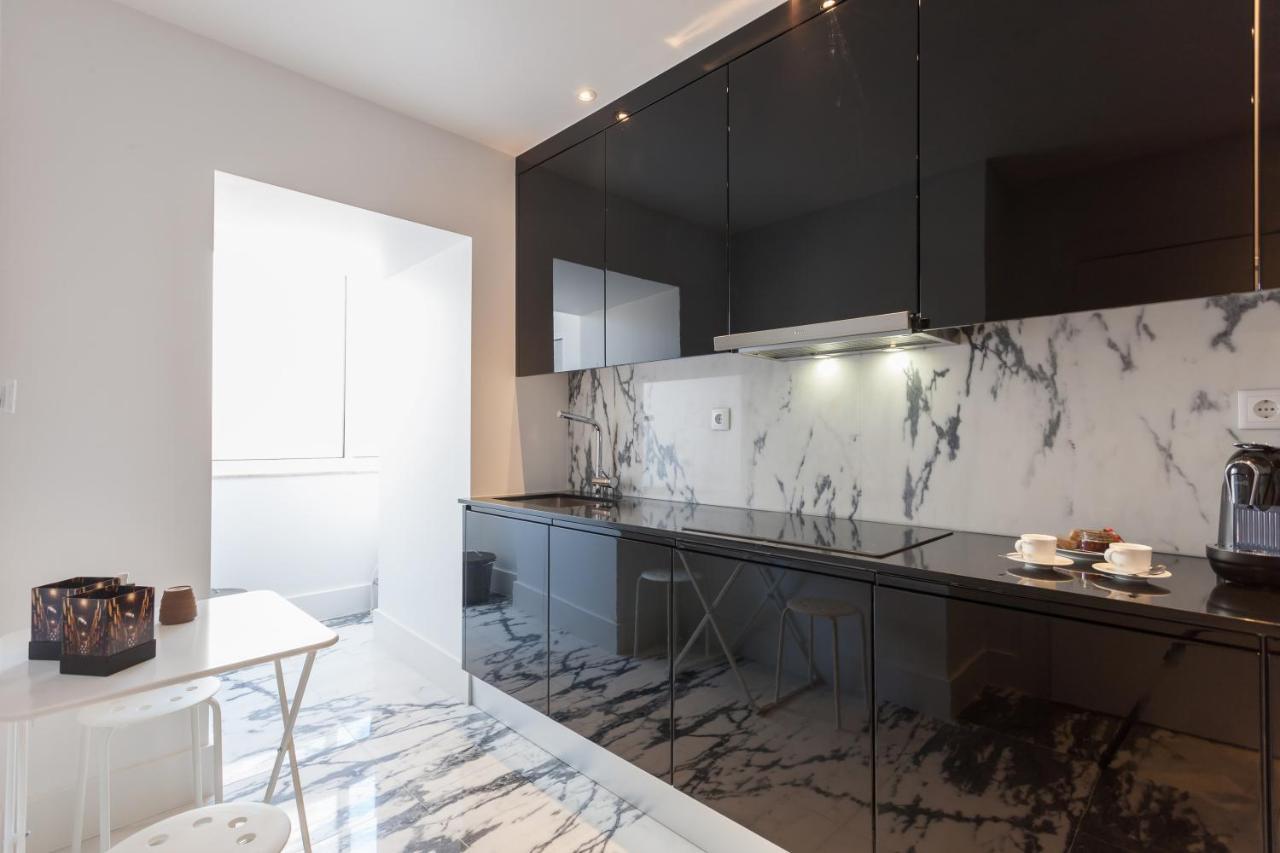 Santa Justa 24 Lisbon Downtown Apartment Стая снимка
