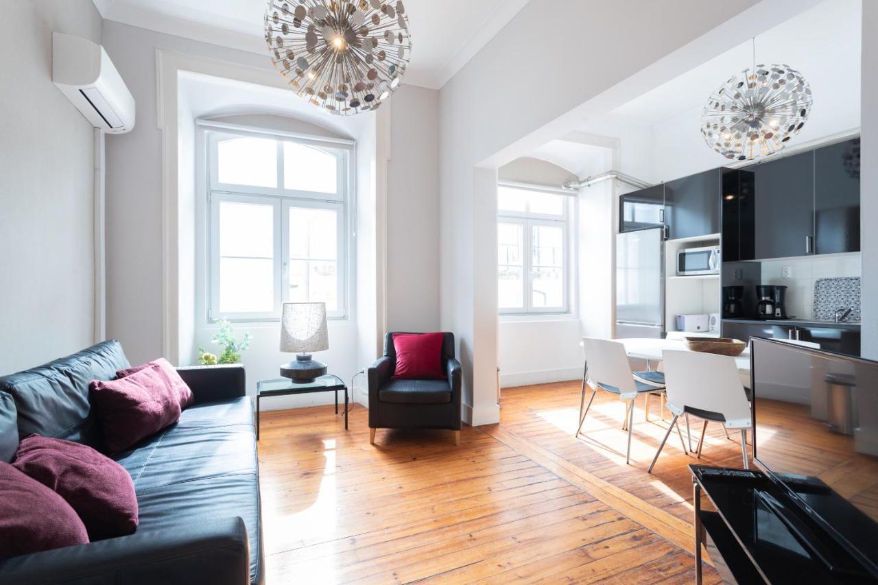 Santa Justa 24 Lisbon Downtown Apartment Стая снимка