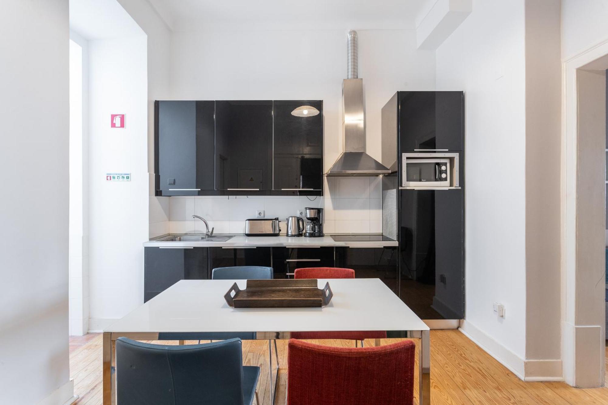 Santa Justa 24 Lisbon Downtown Apartment Стая снимка